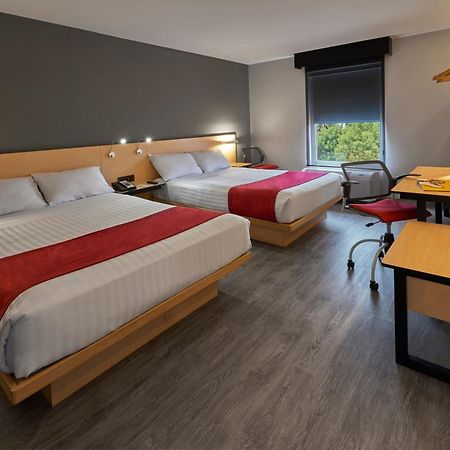 City Express By Marriott Irapuato Eksteriør bilde