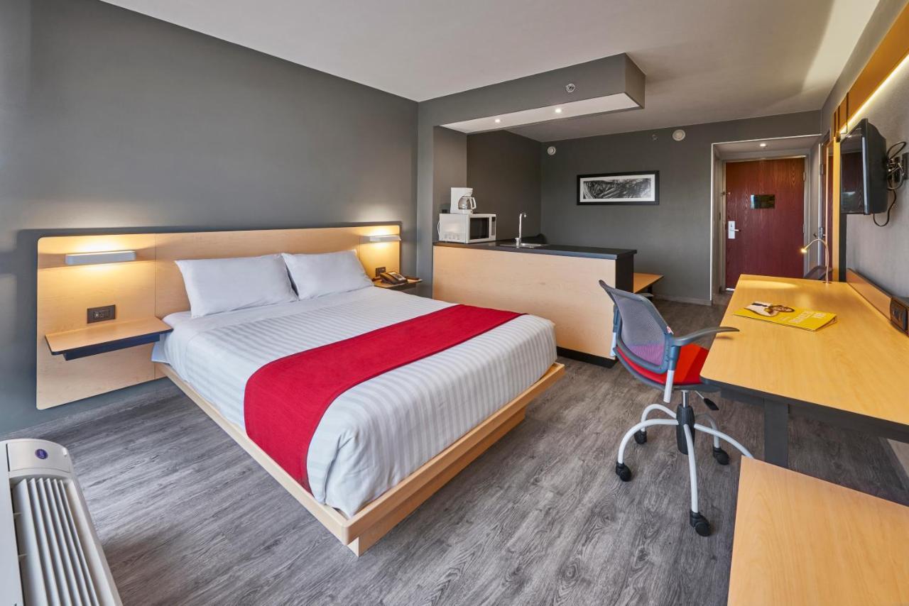 City Express By Marriott Irapuato Eksteriør bilde